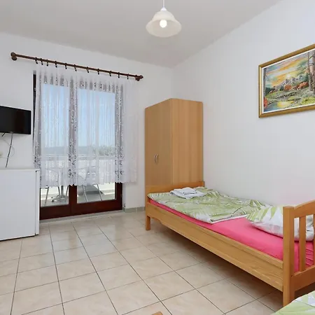 בית הארחה Twin 2362a 3*